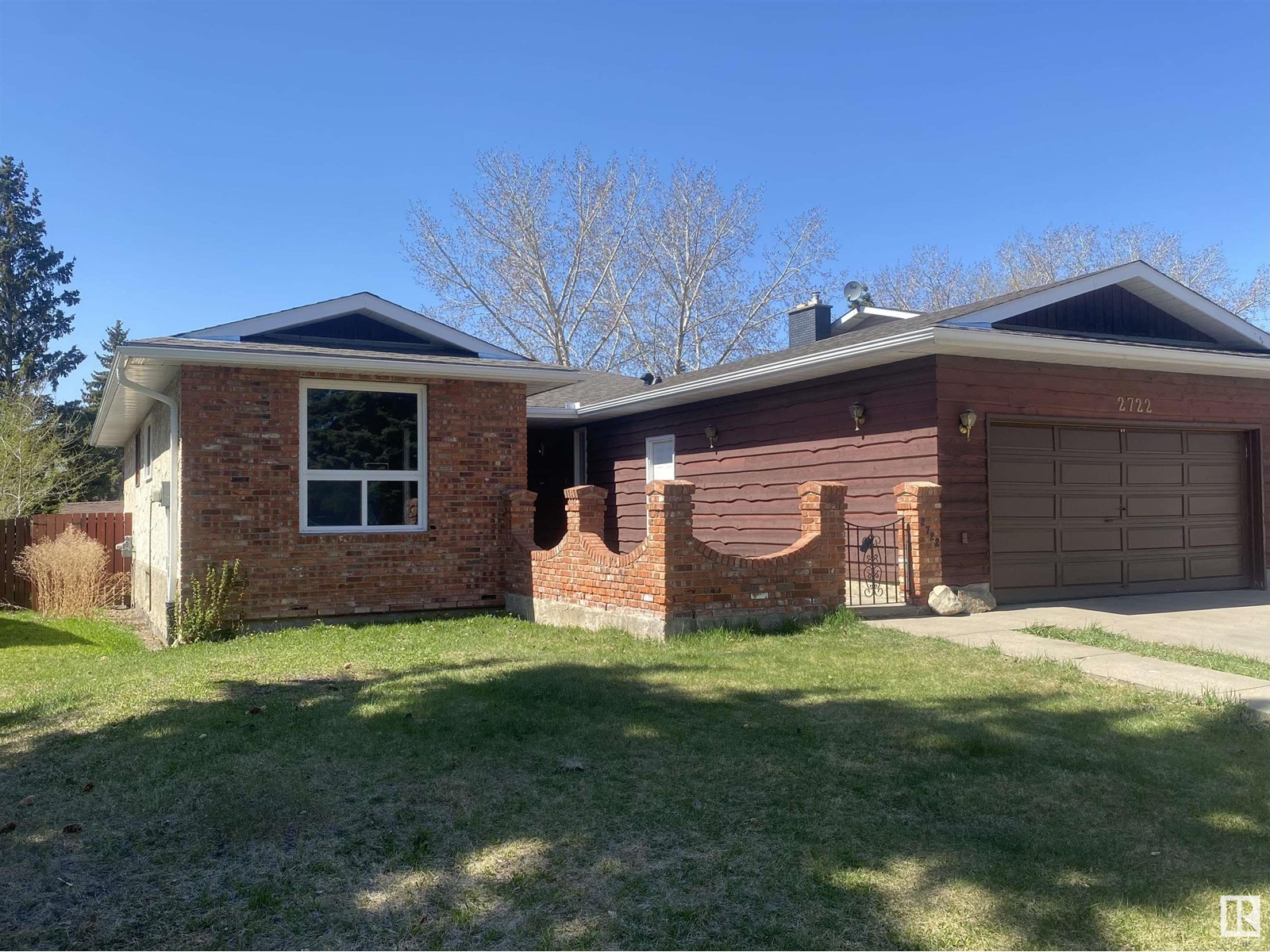 2722 104a St Nw, Edmonton, Alberta  T6J 4C3 - Photo 1 - E4433907