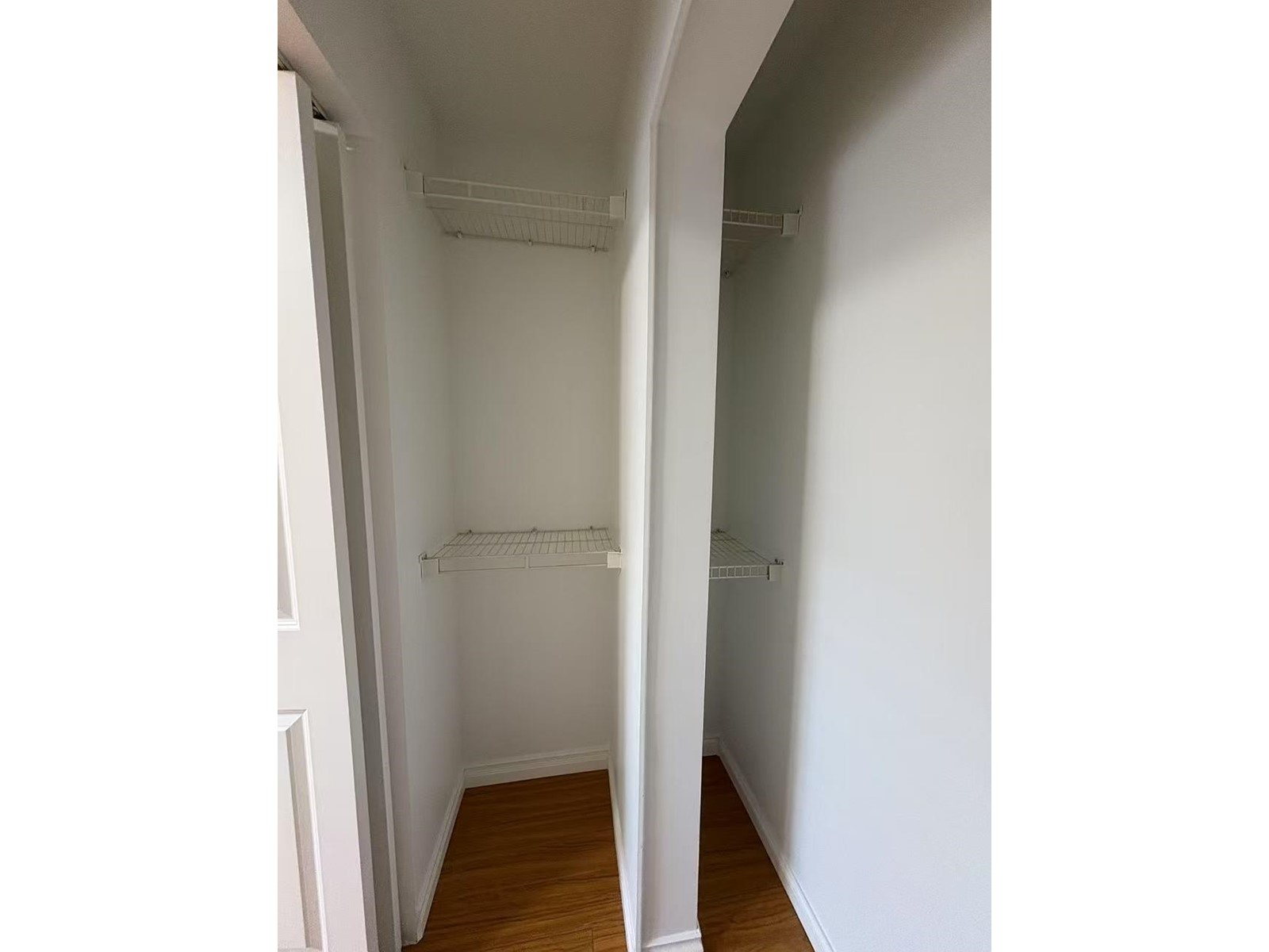 Rental Suite 8385 152a Street, Surrey, British Columbia  V3S 8M8 - Photo 5 - R2997305
