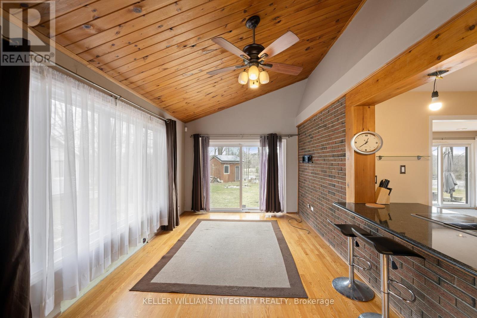 2061 Prince Of Wales Drive S, Ottawa, Ontario  K2E 7A4 - Photo 13 - X12118600