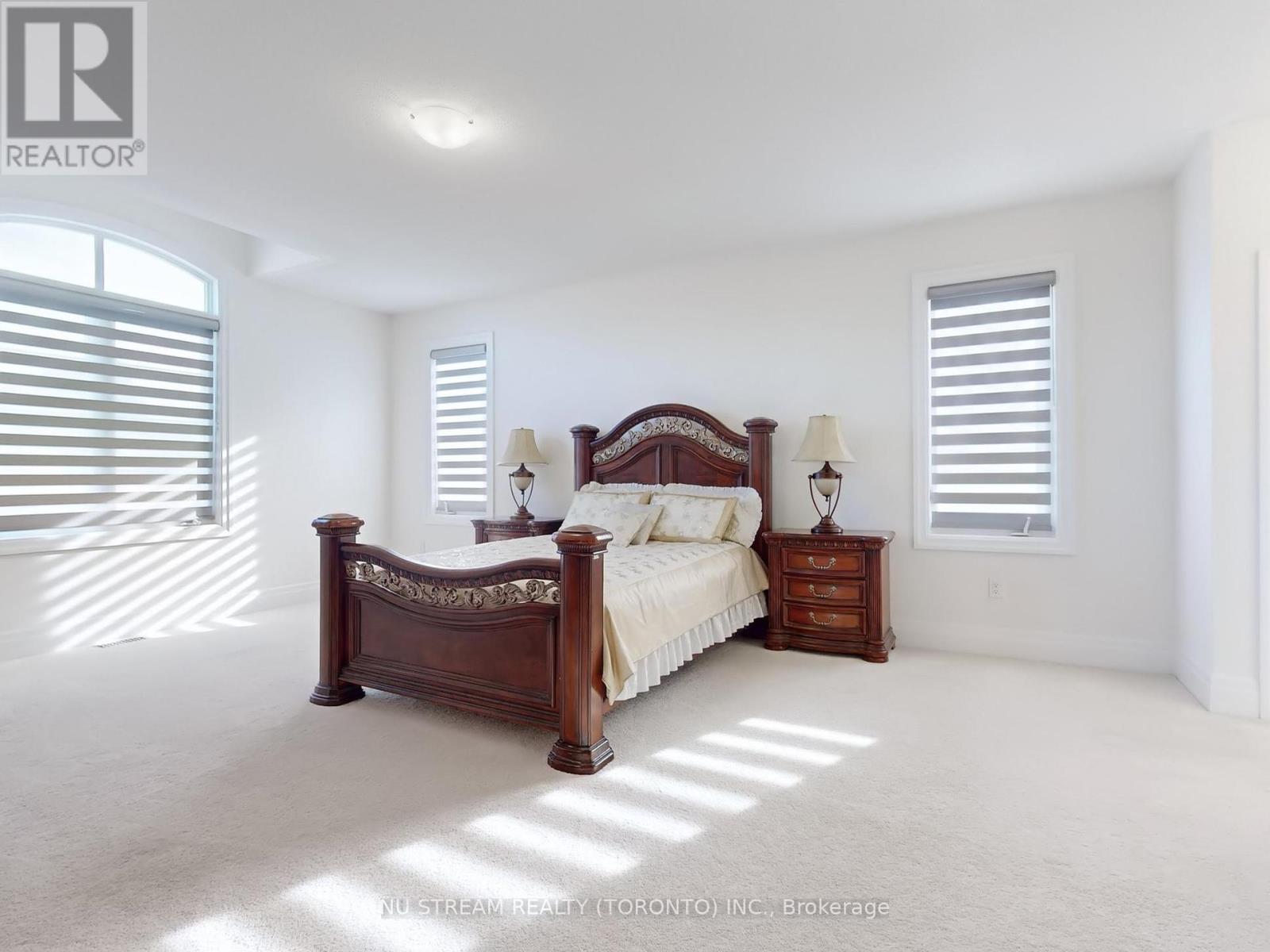 2 Pietrowski Drive, Georgina, Ontario  L4P 0J7 - Photo 23 - N12118602