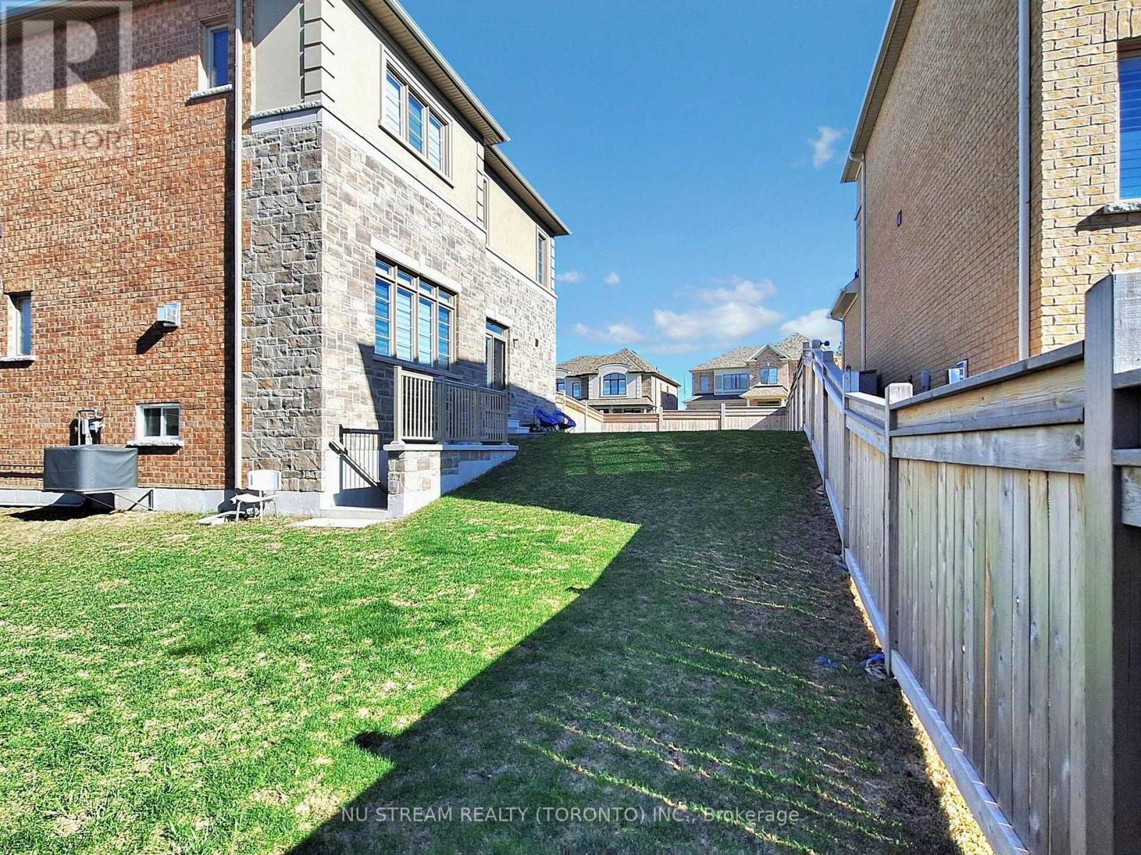 2 Pietrowski Drive, Georgina, Ontario  L4P 0J7 - Photo 41 - N12118602