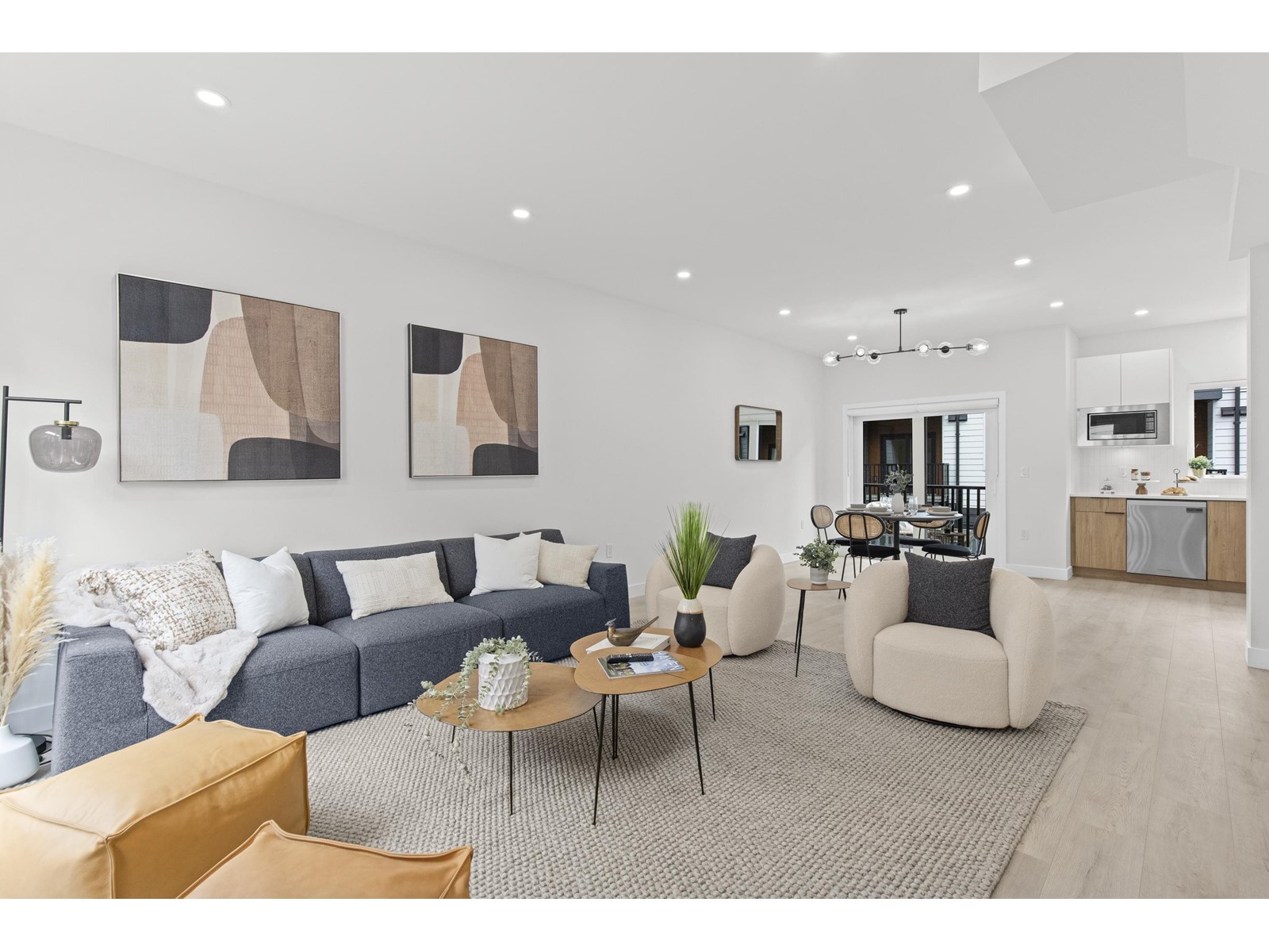 Property at 20 1959 165A STREET image 3