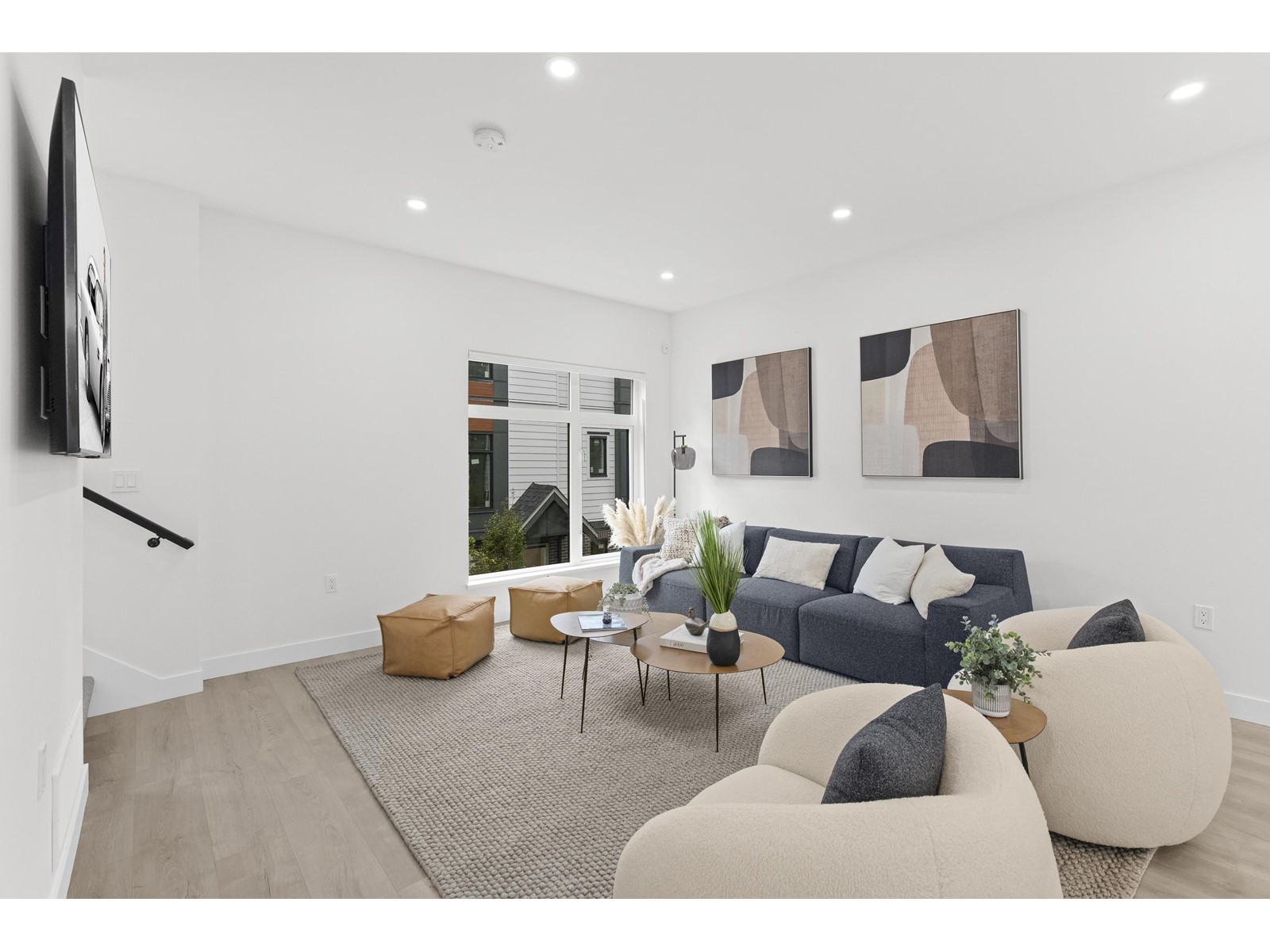 Property at 20 1959 165A STREET image 4
