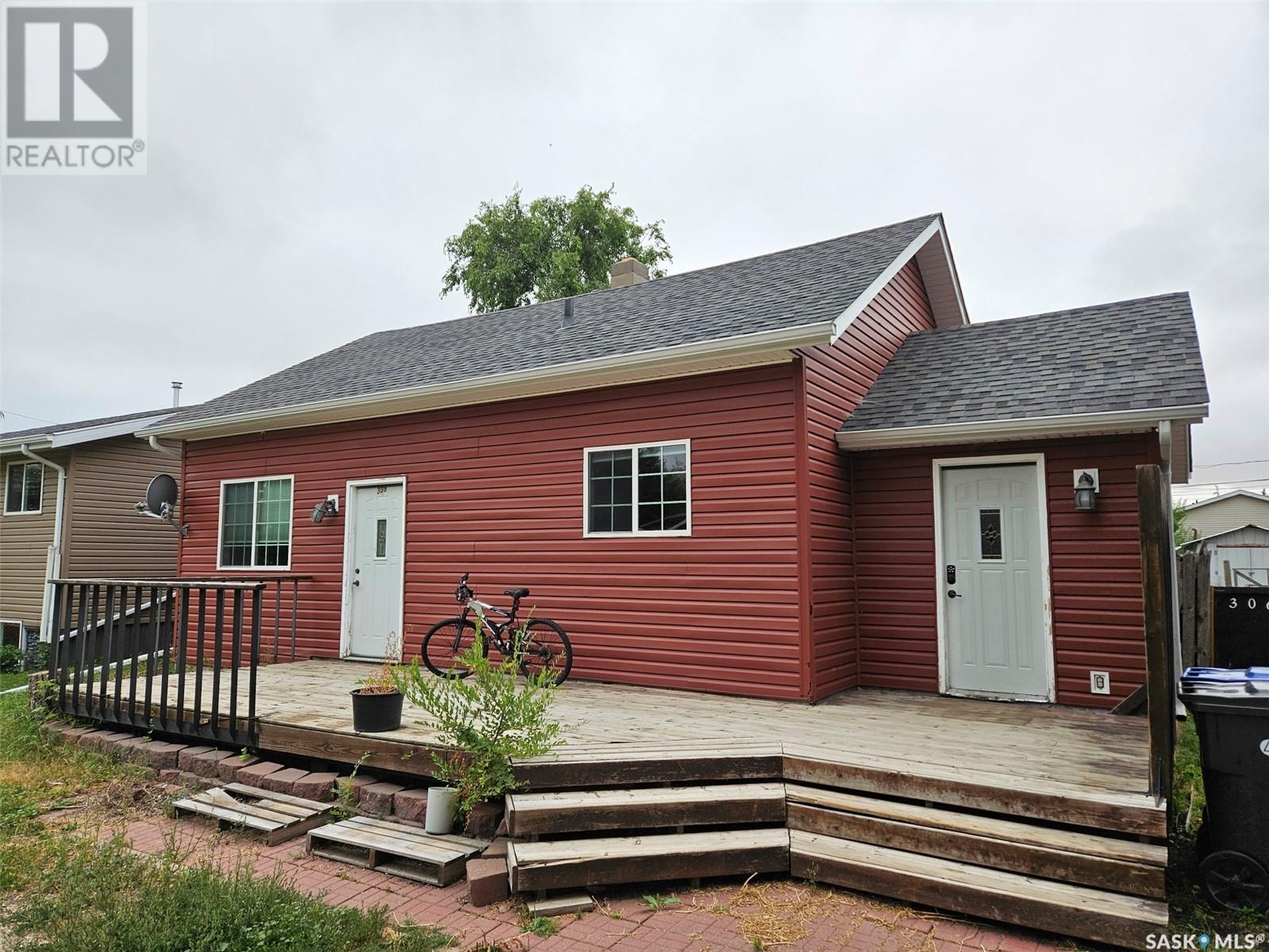 308 4th STREET, carlyle, Saskatchewan