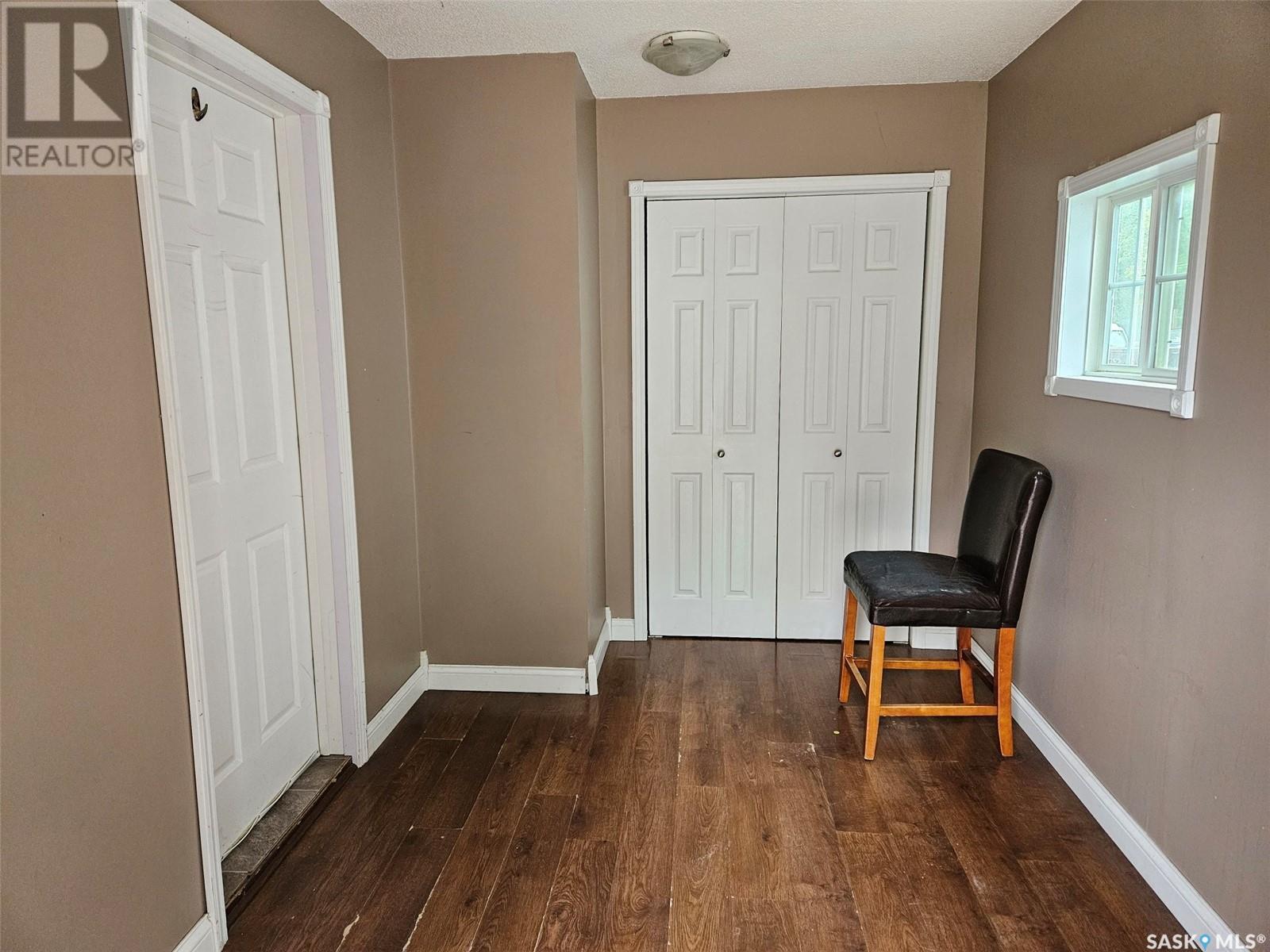 308 4th Street, Carlyle, Saskatchewan  S0C 0R0 - Photo 3 - SK004414