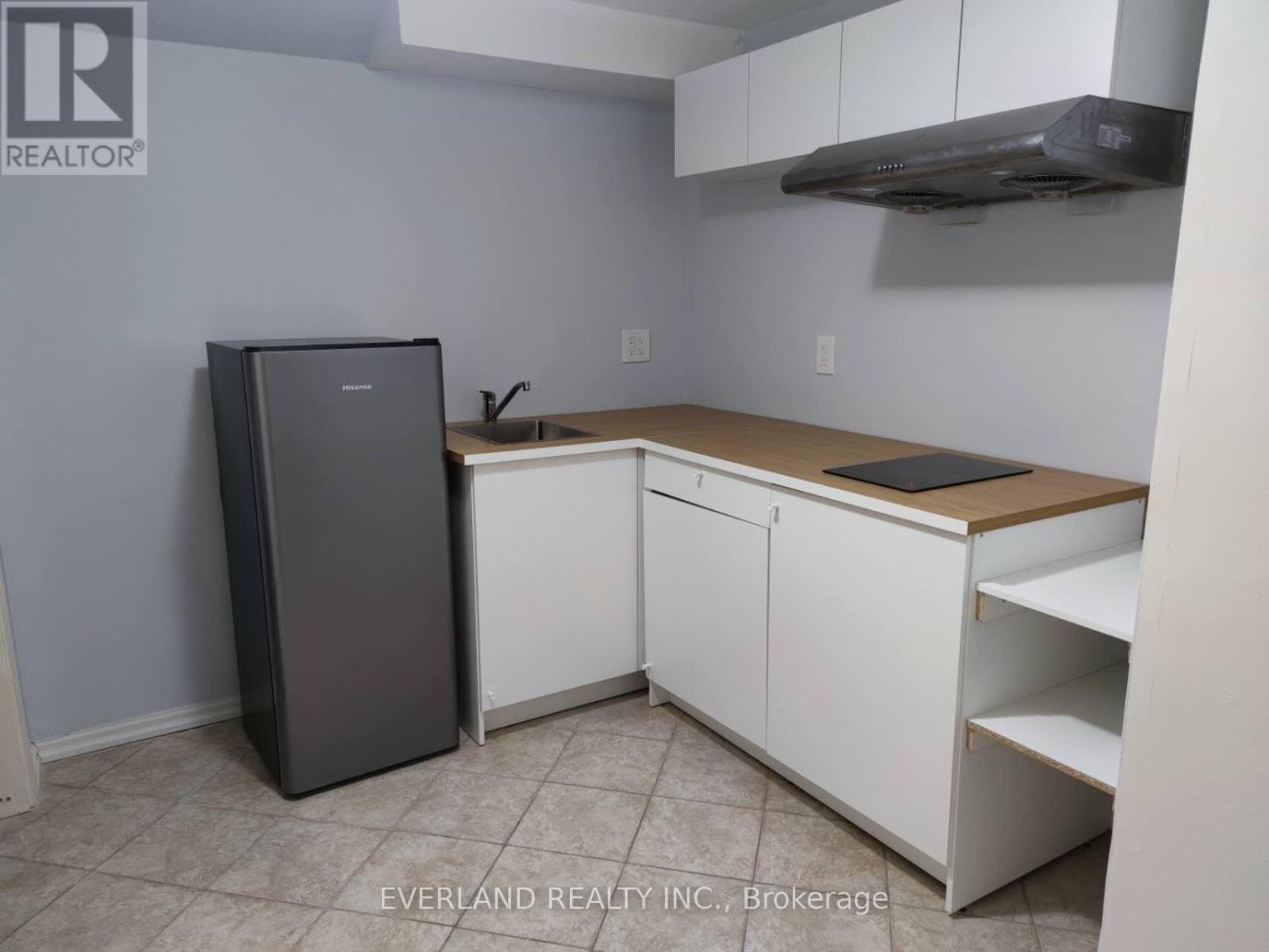 Bsmt - 37 Belvia Drive, Vaughan, Ontario  L4K 5J6 - Photo 1 - N12118631