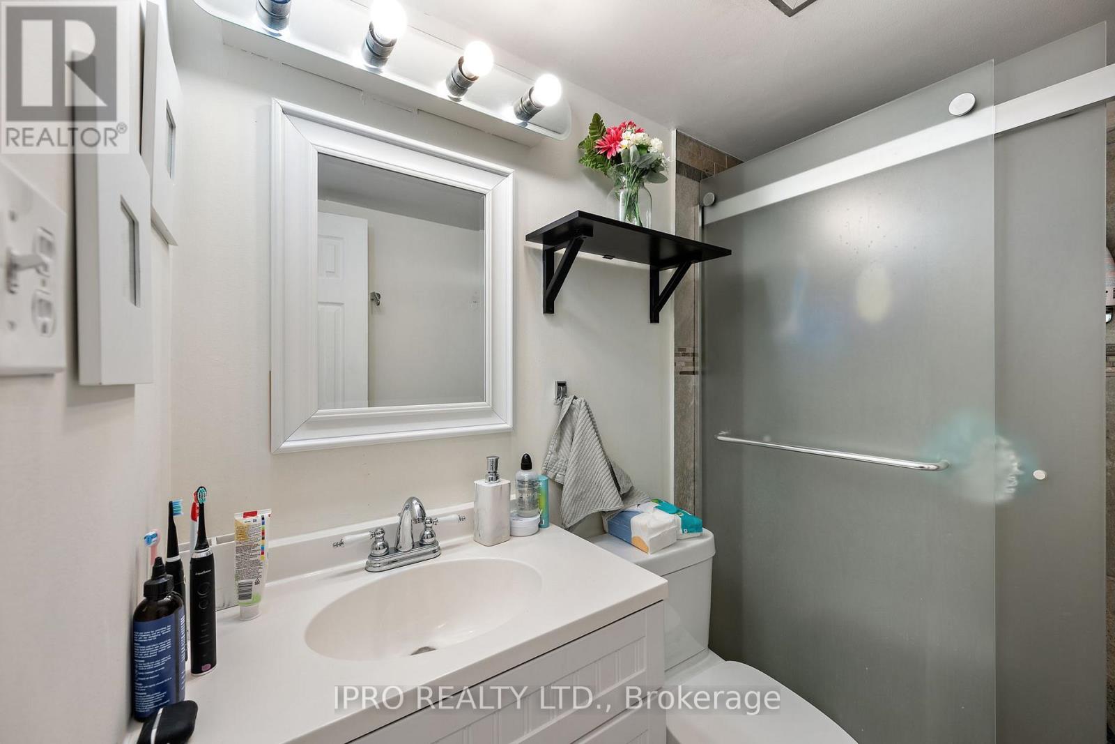 1510 - 15 La Rose Avenue, Toronto, Ontario  M9P 1A7 - Photo 20 - W12118438