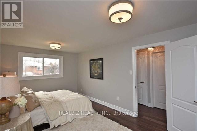 3316 Queen Frederica Drive, Mississauga, Ontario  L4Y 3B2 - Photo 6 - W12118619