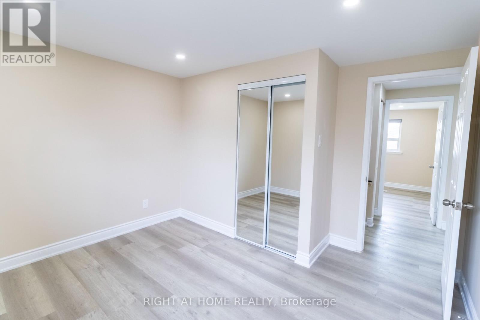 36 Flamingo Crescent, Brampton, Ontario  L6T 2G5 - Photo 23 - W12118629