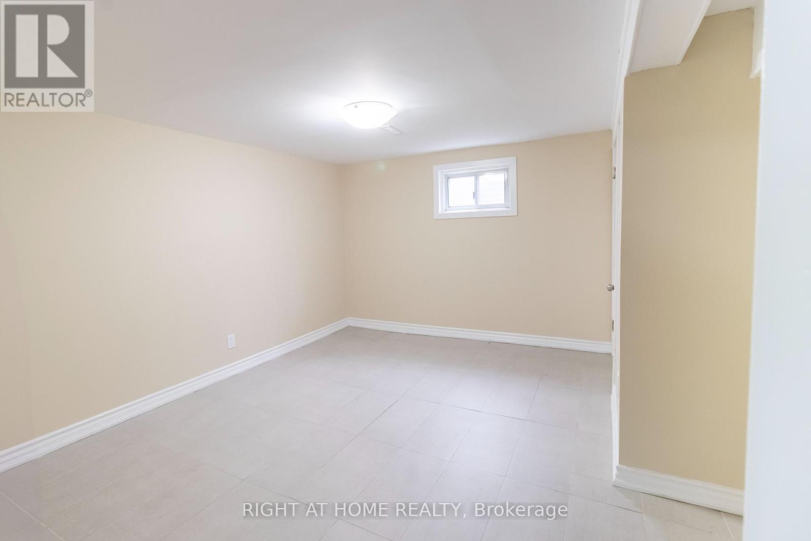 36 Flamingo Crescent, Brampton, Ontario  L6T 2G5 - Photo 38 - W12118629