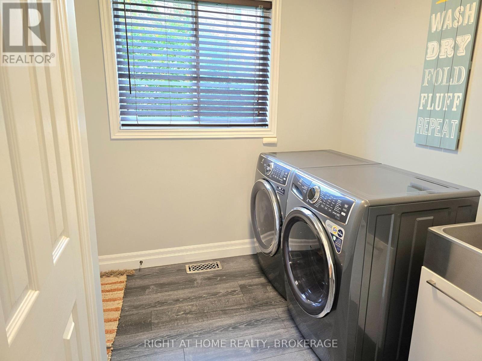 520 Pine Hollow Court, Kitchener, Ontario  N2R 1T3 - Photo 26 - X12118626