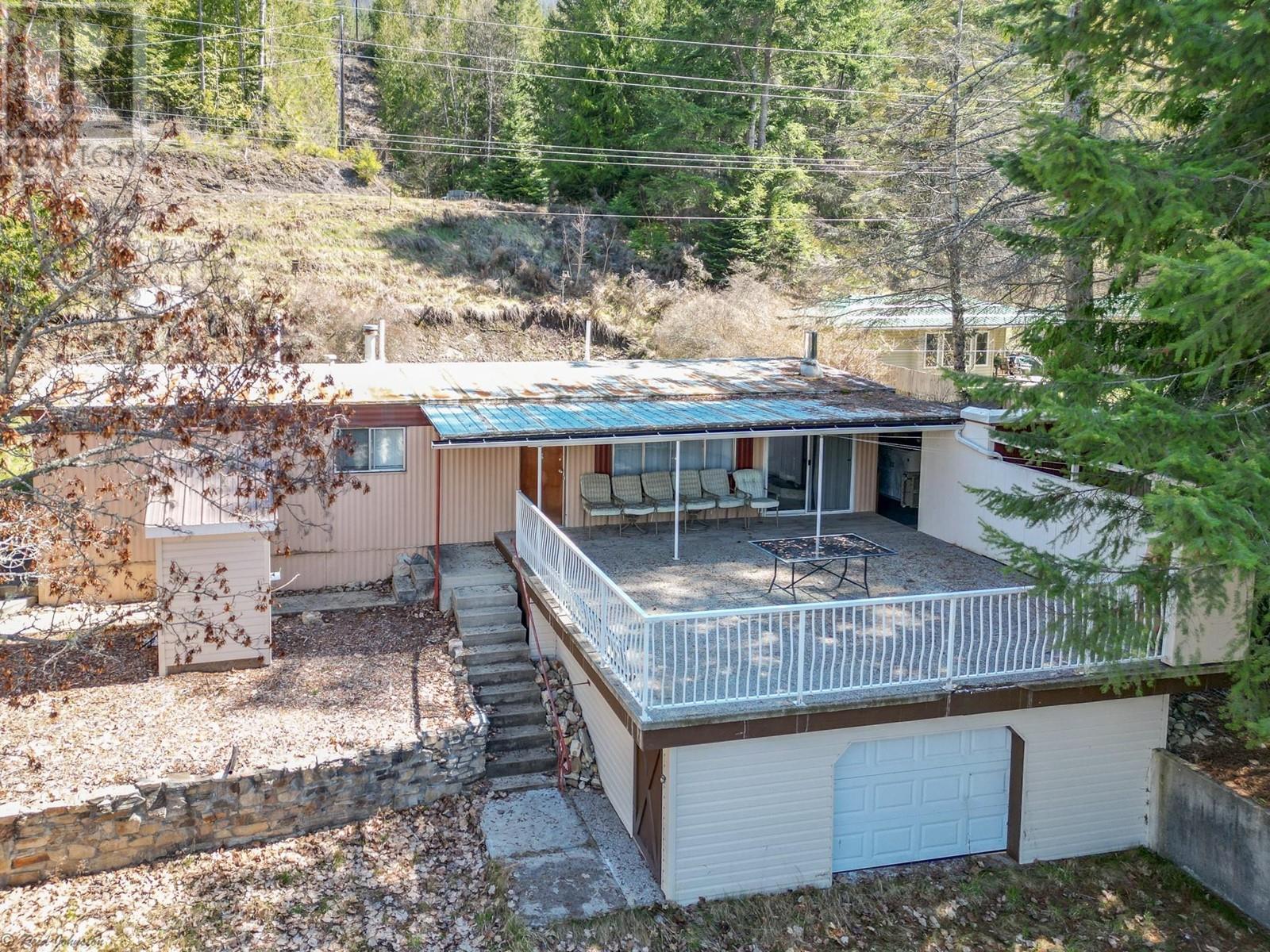 12830 3a Highway, Boswell, British Columbia  V0B 1A4 - Photo 45 - 10345502
