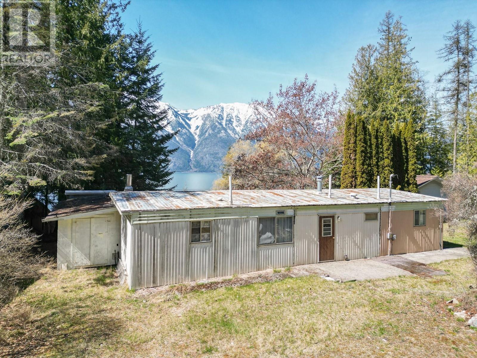 12830 3a Highway, Boswell, British Columbia  V0B 1A4 - Photo 39 - 10345502