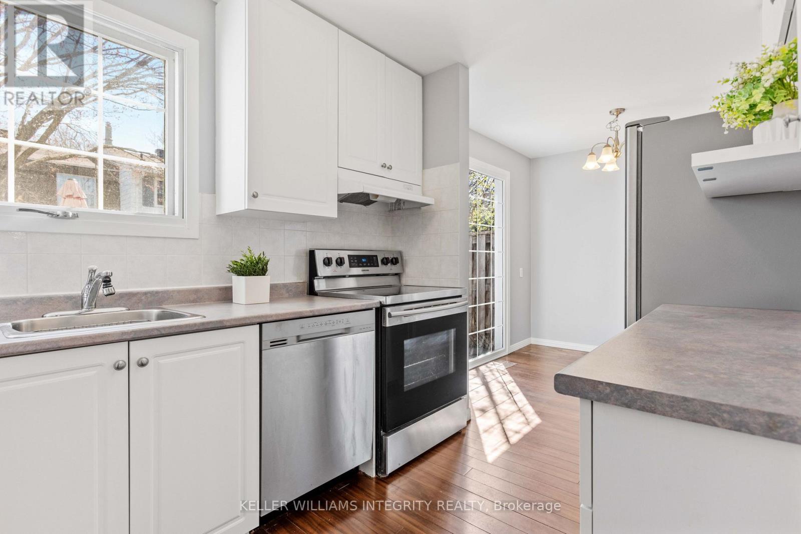 14 - 2300 Ogilvie Road, Ottawa, Ontario  K1J 7X8 - Photo 10 - X12118663