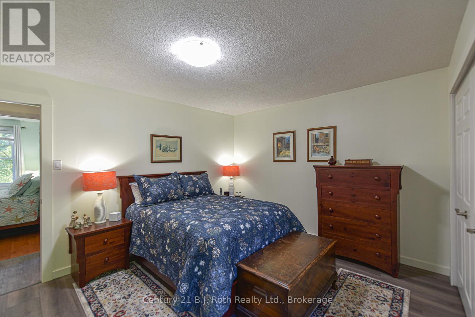 8 Agnes Street, Oro-Medonte, Ontario  L0K 1N0 - Photo 26 - S12118650