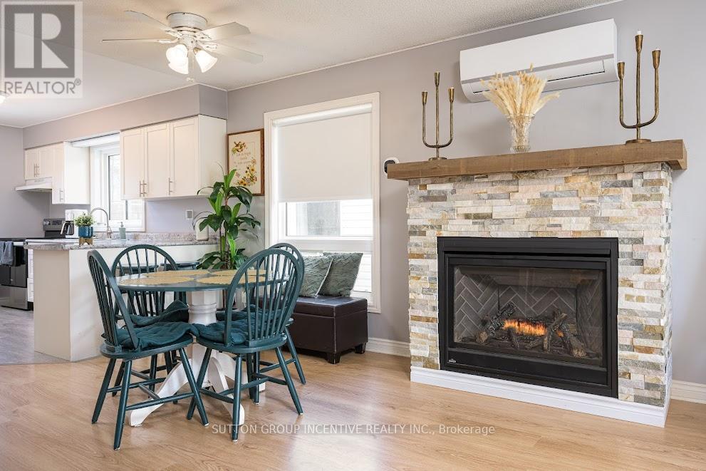 28 Dyer Drive, Wasaga Beach, Ontario  L9Z 1E2 - Photo 6 - S12118681