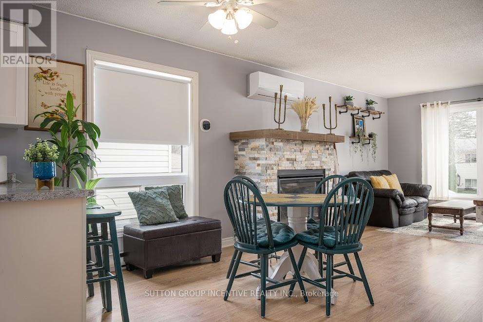 28 Dyer Drive, Wasaga Beach, Ontario  L9Z 1E2 - Photo 9 - S12118681