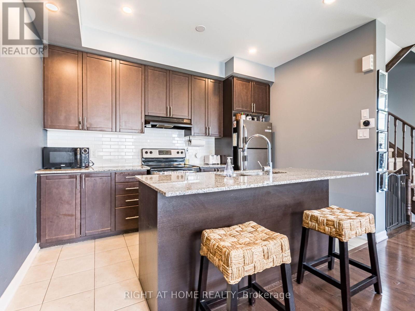 61 - 165 Hampshire Way, Milton (De Dempsey), Ontario  L9T 8M7 - Photo 23 - W12118668