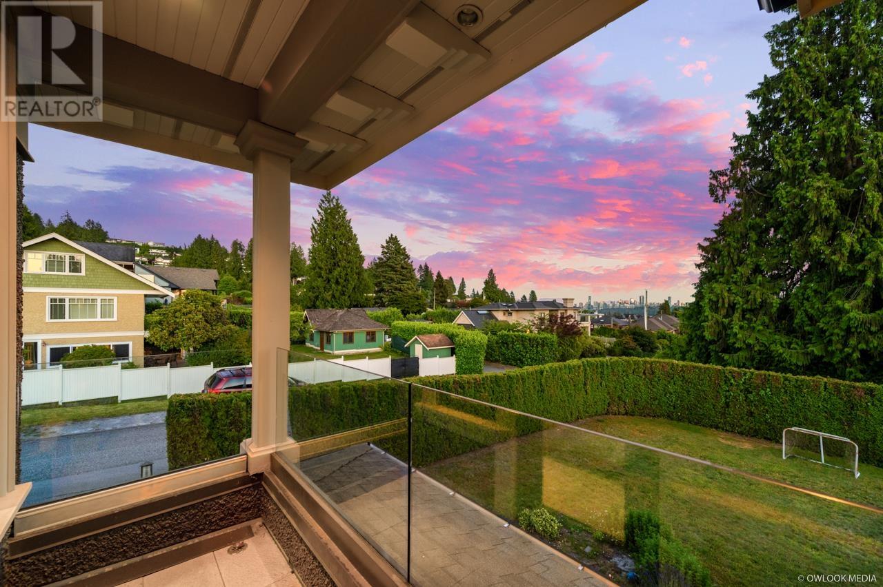 1208 Haywood Avenue, West Vancouver, British Columbia  V7T 1V1 - Photo 36 - R2996800