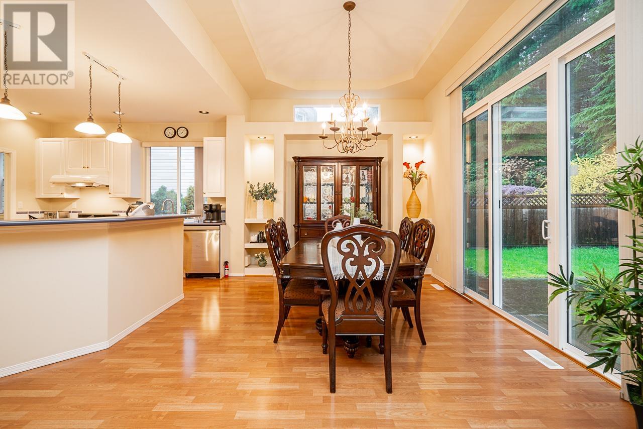 3259 Pinehurst Place, Coquitlam, British Columbia  V3E 3K3 - Photo 11 - R2993508
