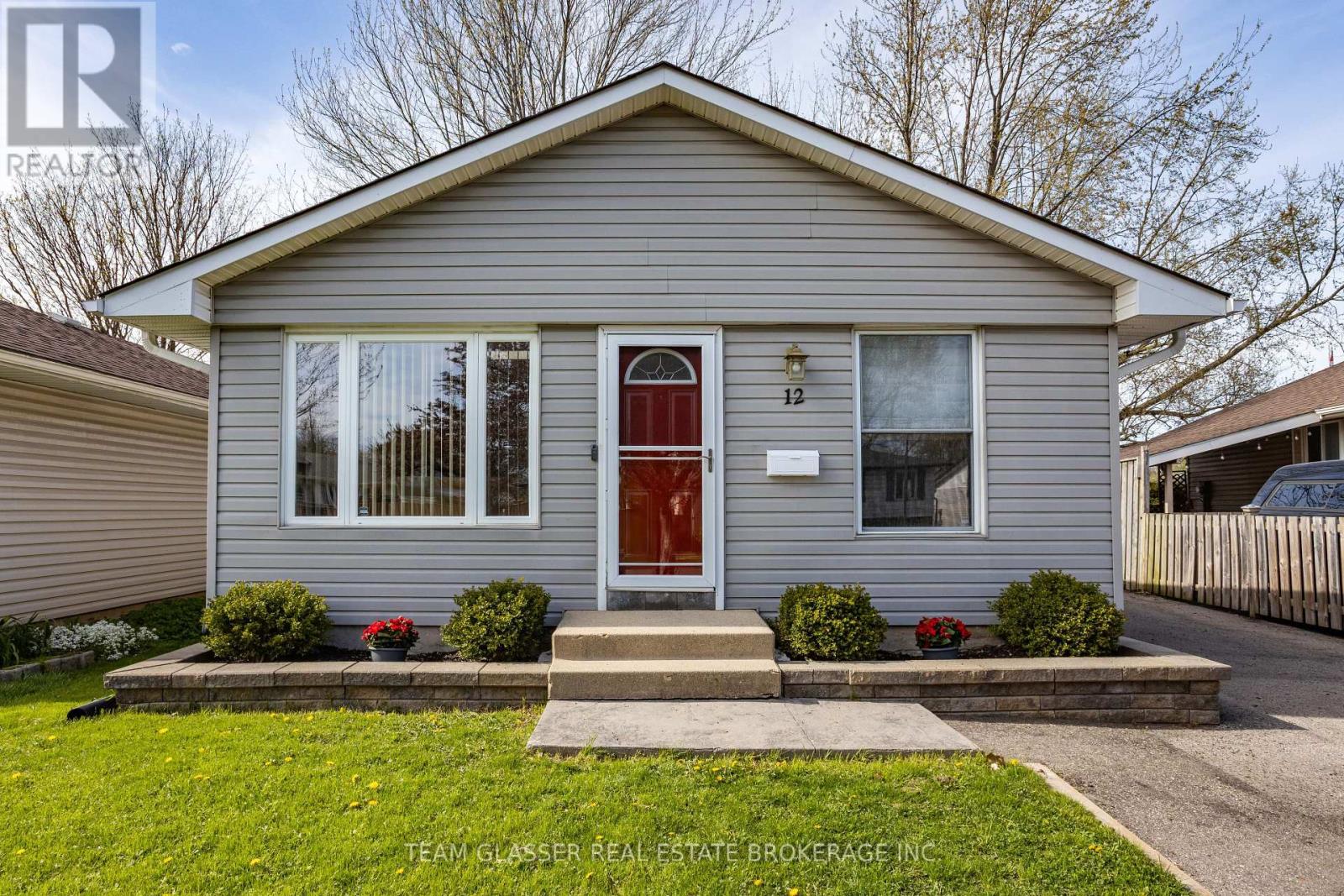 12 DOW ROAD, London South, Ontario