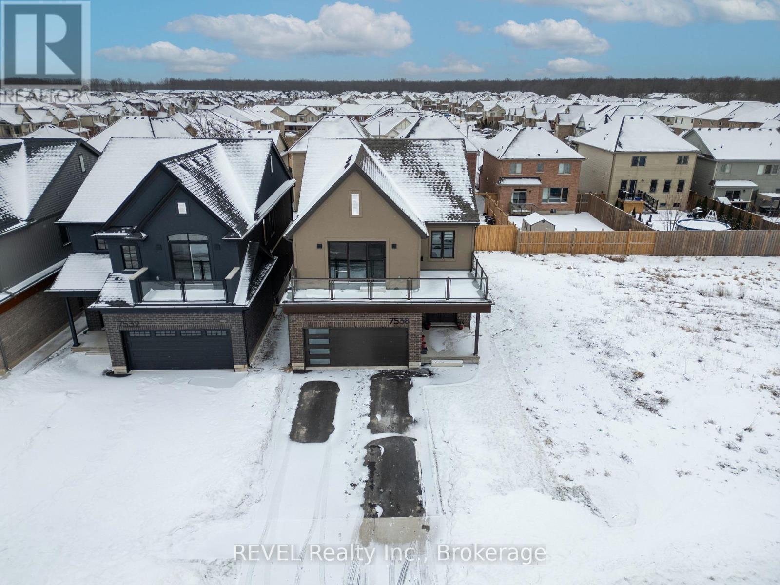 7538 Splendour Drive, Niagara Falls (Brown), Ontario  L2H 3V9 - Photo 40 - X12118693
