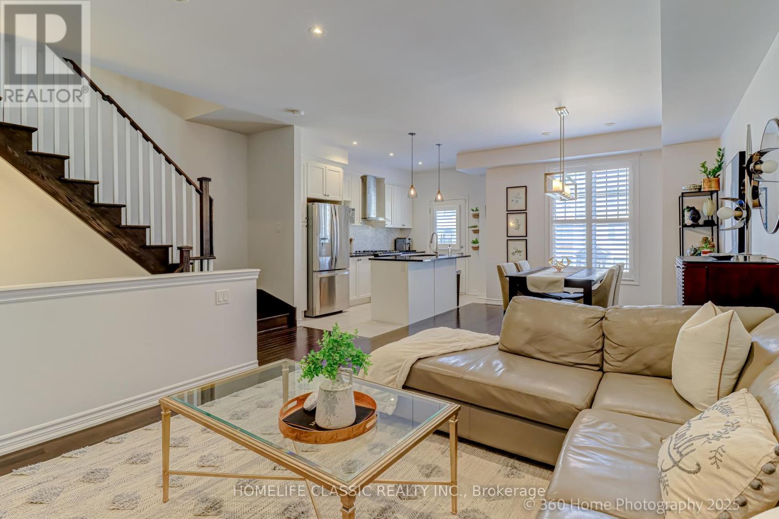 50 Boadway Crescent, Whitchurch-Stouffville, Ontario  L4A 1Y3 - Photo 10 - N12118694
