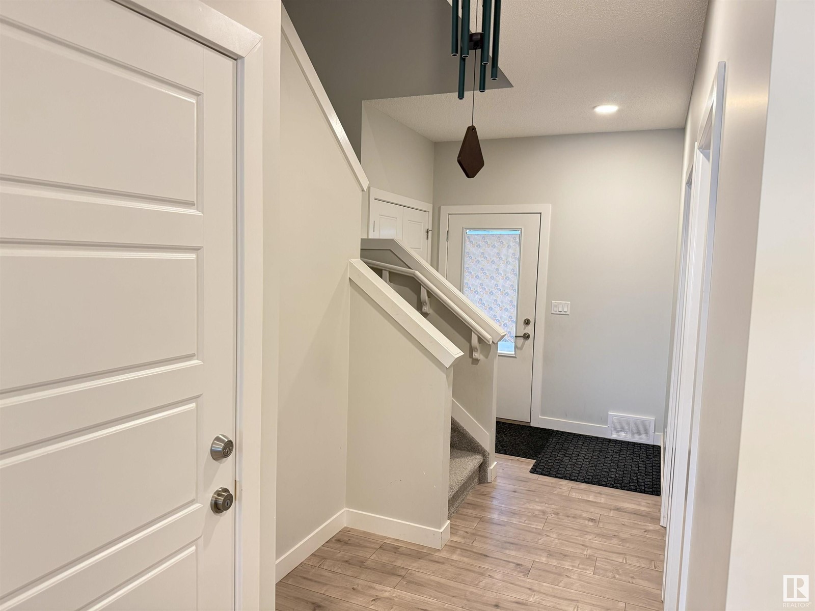 Property at 1311 16 AV NW NW image 2