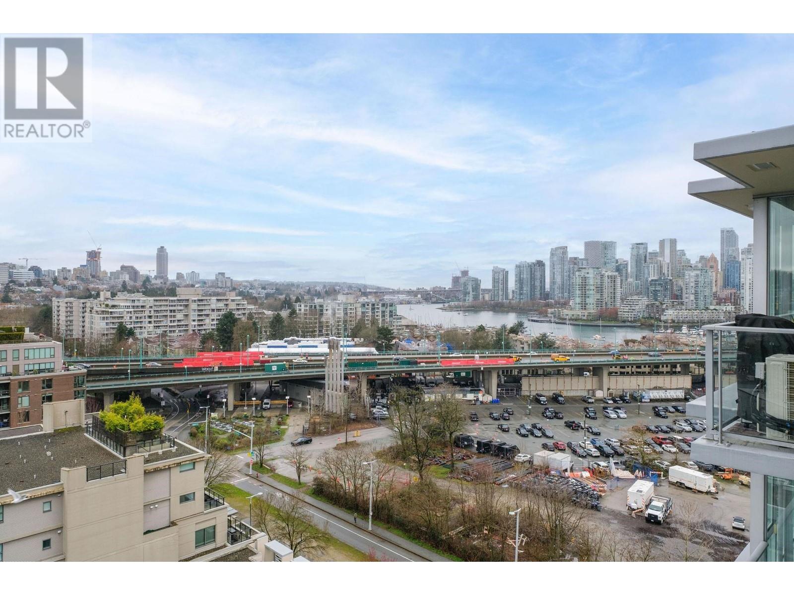 Listing Picture 35 of 39 : 1605 1833 CROWE STREET, Vancouver / 溫哥華 - 魯藝地產 Yvonne Lu Group - MLS Medallion Club Member