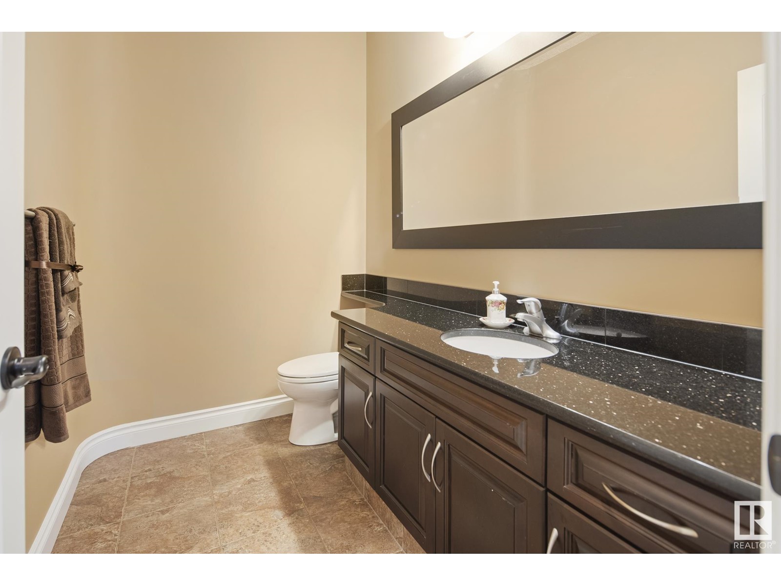 Property at 1516 ADAMSON VIEW VW SW image 3