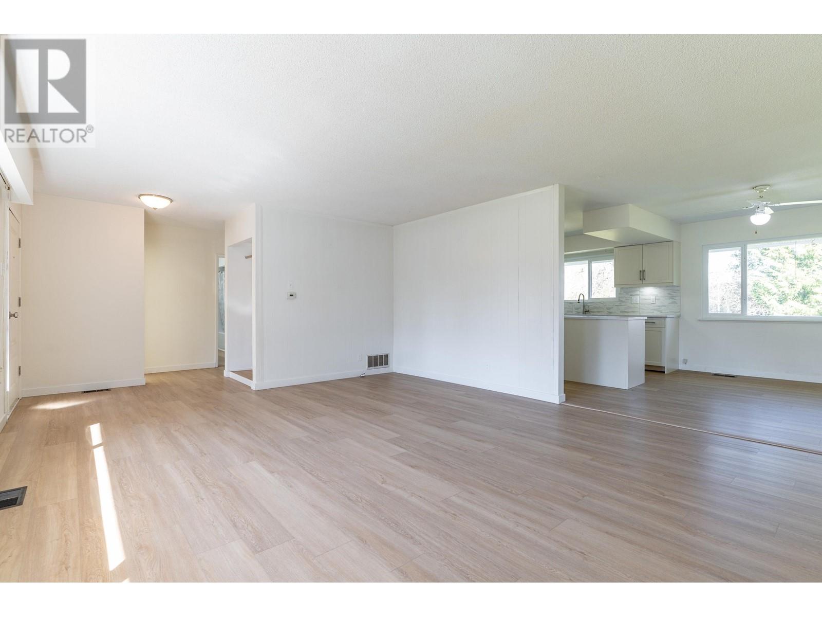 4488 Arthur Drive, Delta, British Columbia  V4K 2X2 - Photo 9 - R2985656