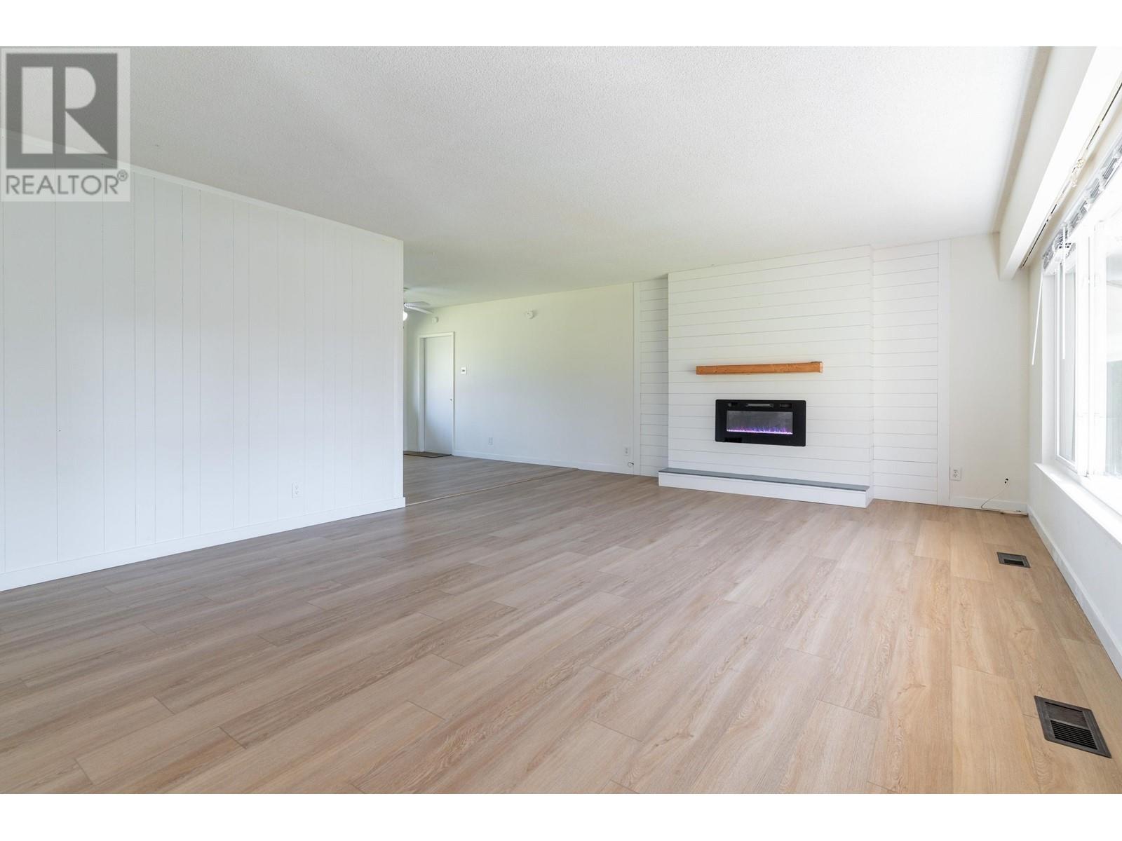 4488 Arthur Drive, Delta, British Columbia  V4K 2X2 - Photo 6 - R2985656
