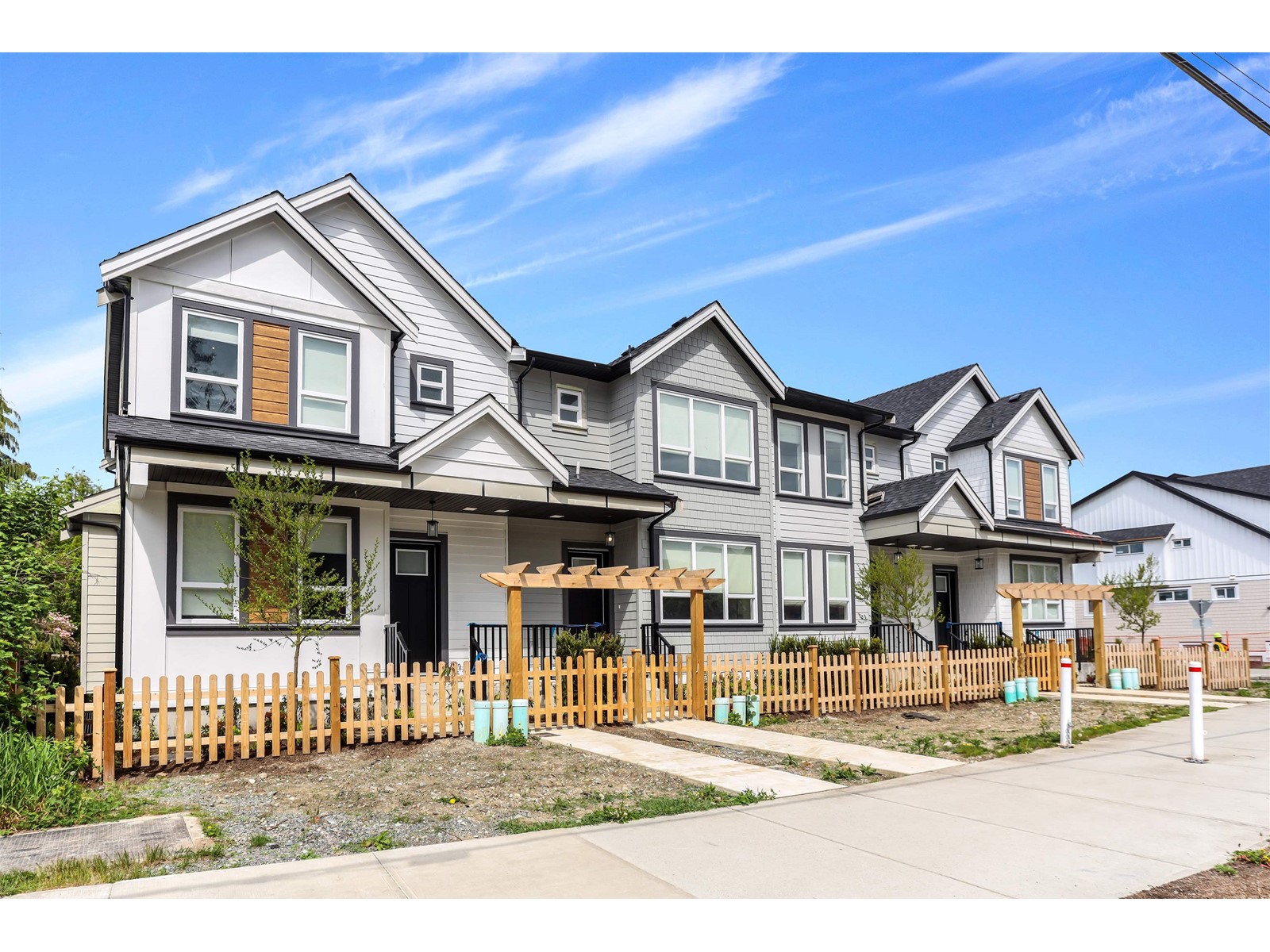 20961 83 Avenue, Langley, British Columbia  V2Y 4K4 - Photo 2 - R2995937