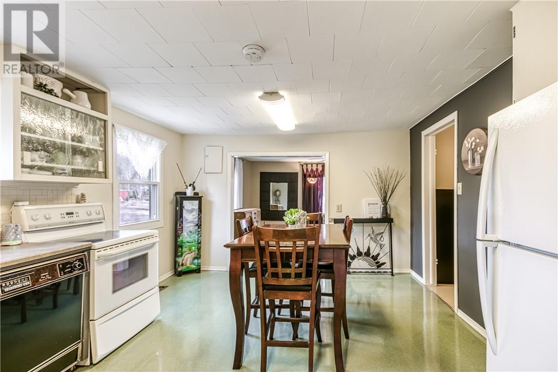 Property at 140 Armstrong Road image 3