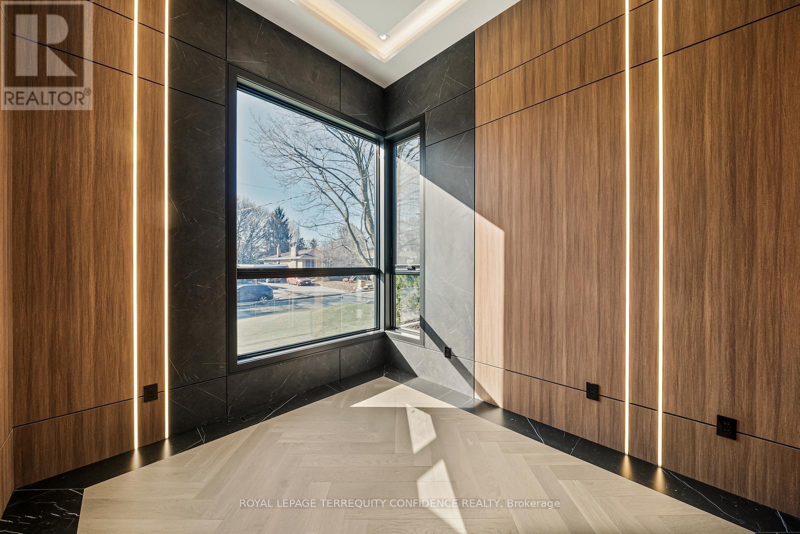 126 Santa Barbara Road, Toronto, Ontario  M2N 2C5 - Photo 16 - C12118713
