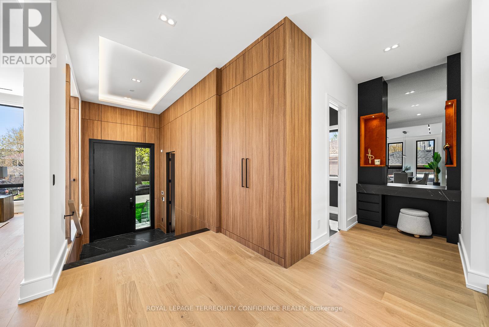 Property at 126 SANTA BARBARA ROAD image 2