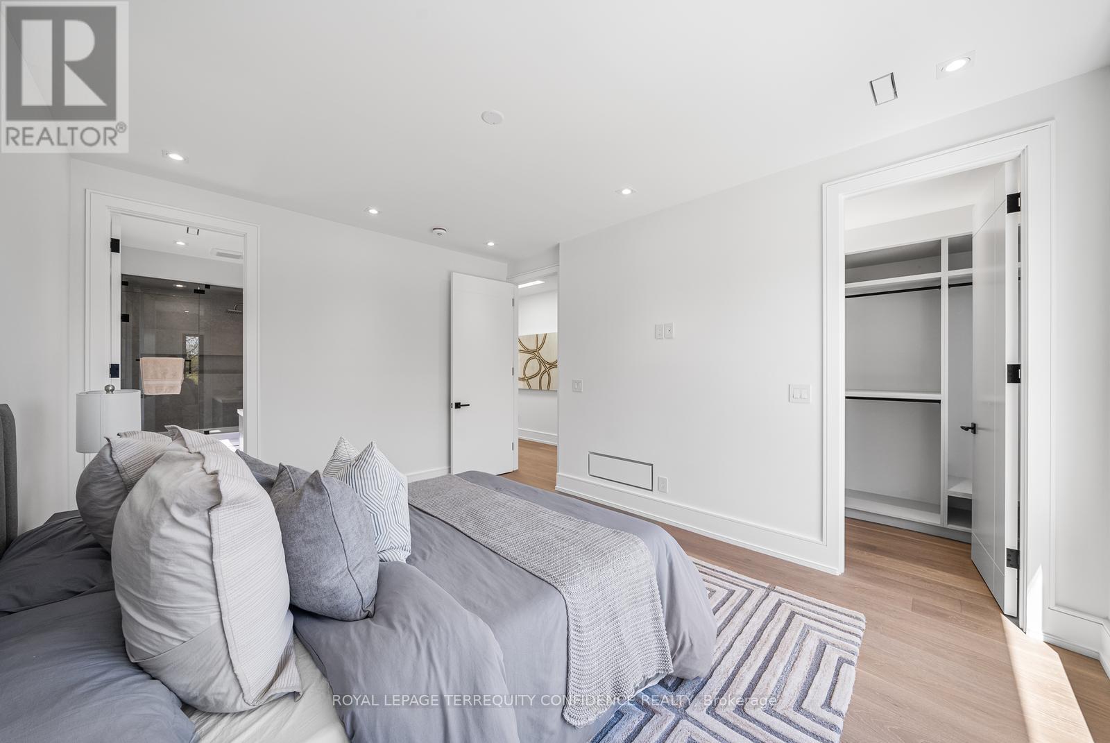 126 Santa Barbara Road, Toronto, Ontario  M2N 2C5 - Photo 32 - C12118713