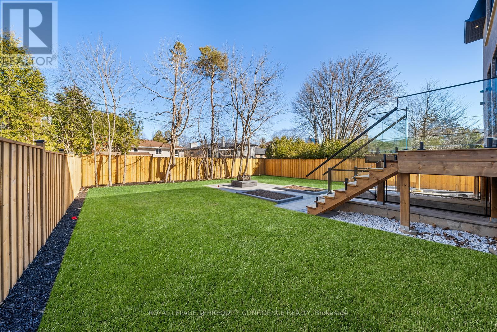 126 Santa Barbara Road, Toronto, Ontario  M2N 2C5 - Photo 43 - C12118713