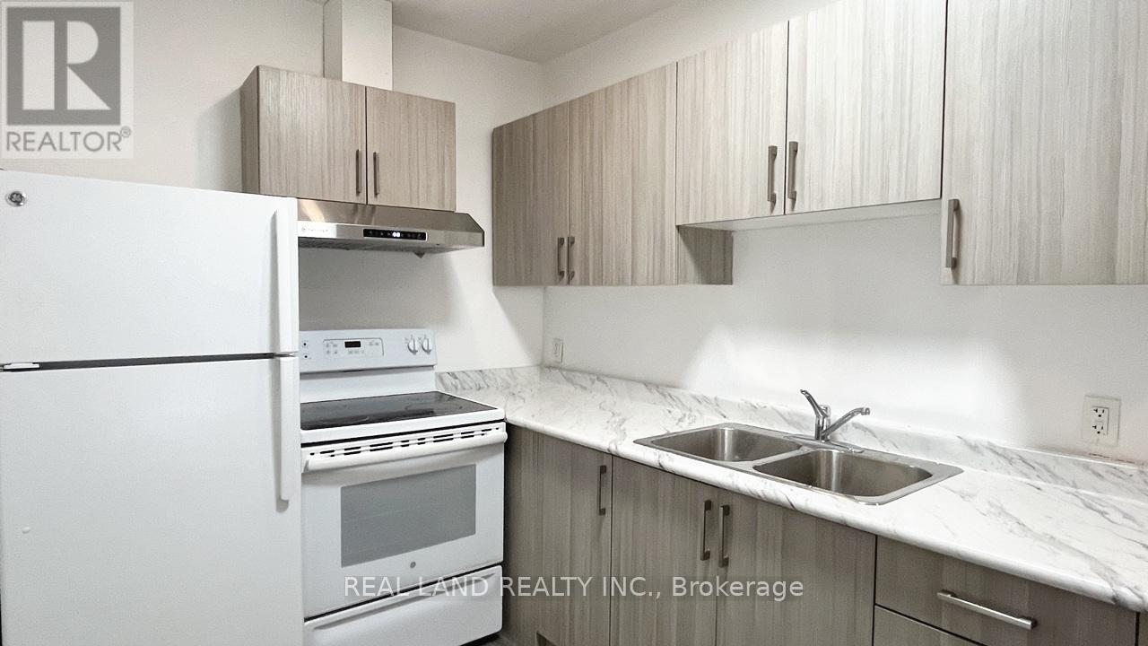 Unit 5 - 31 King Street E, Oshawa, Ontario  L1H 1B2 - Photo 1 - E12118513