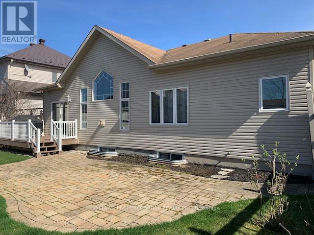 36 De La Rive Drive, Russell, Ontario  K0A 1W0 - Photo 37 - X11984239