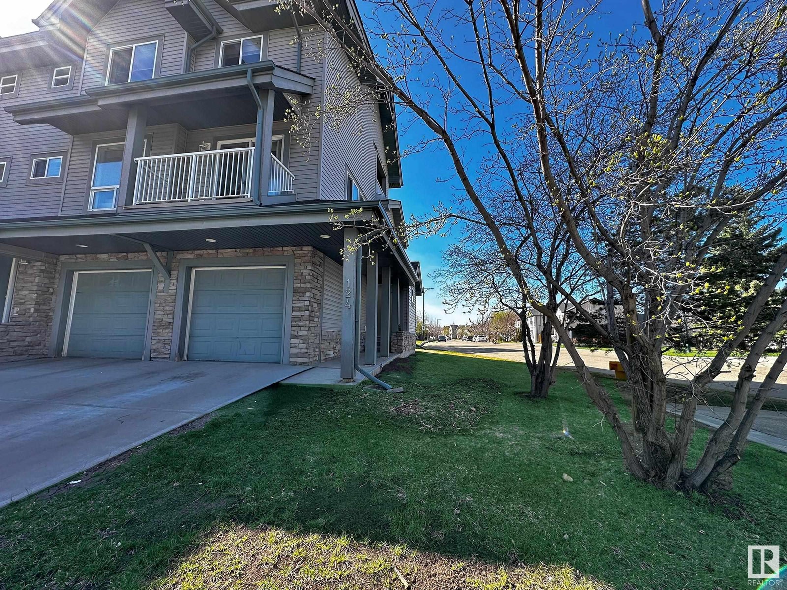 Property at #124 12050 17 AV SW image 2