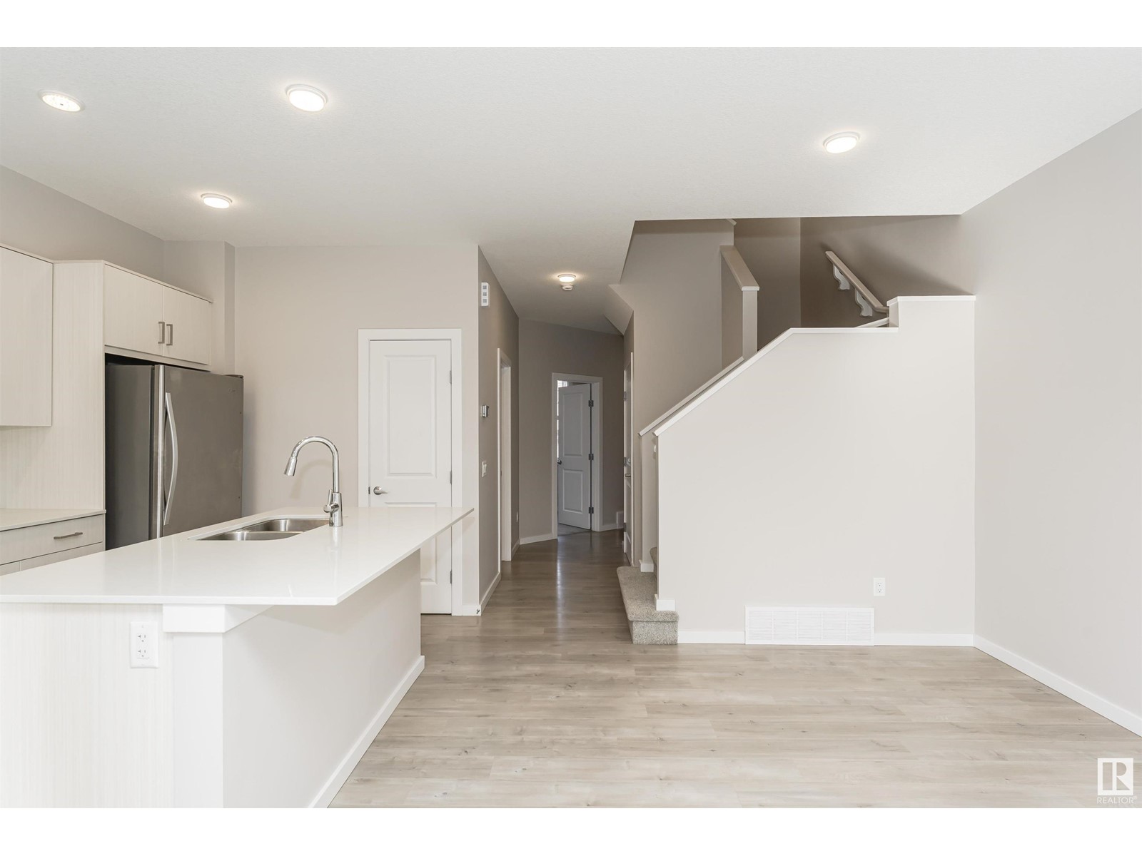 8149 226a St Nw, Edmonton, Alberta  T5T 7S7 - Photo 7 - E4433940
