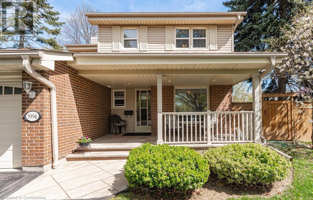 3994 Taffey Crescent, Mississauga, Ontario  L5L 2A7 - Photo 3 - 40723969