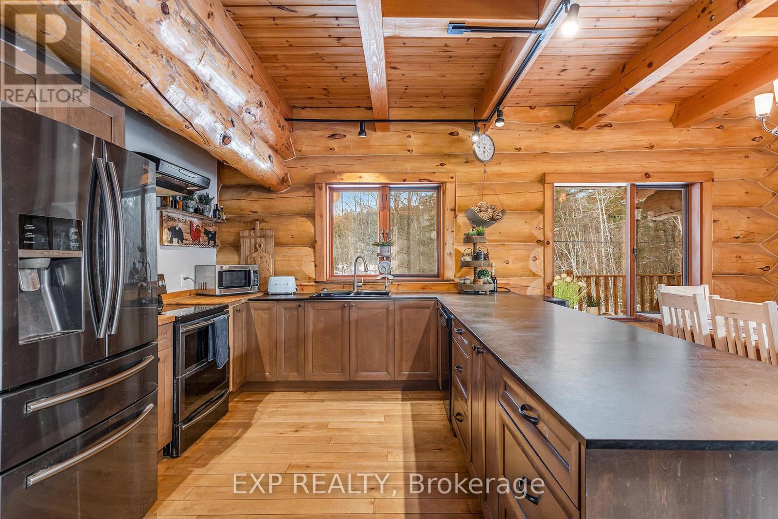 540 Ski Hill Road, Mississippi Mills, Ontario  K0A 2X0 - Photo 14 - X12078007