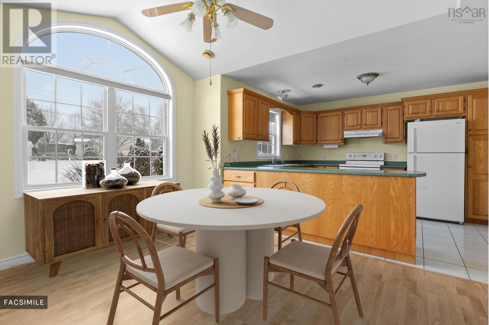 Property at 972 Parkside Drive image 4