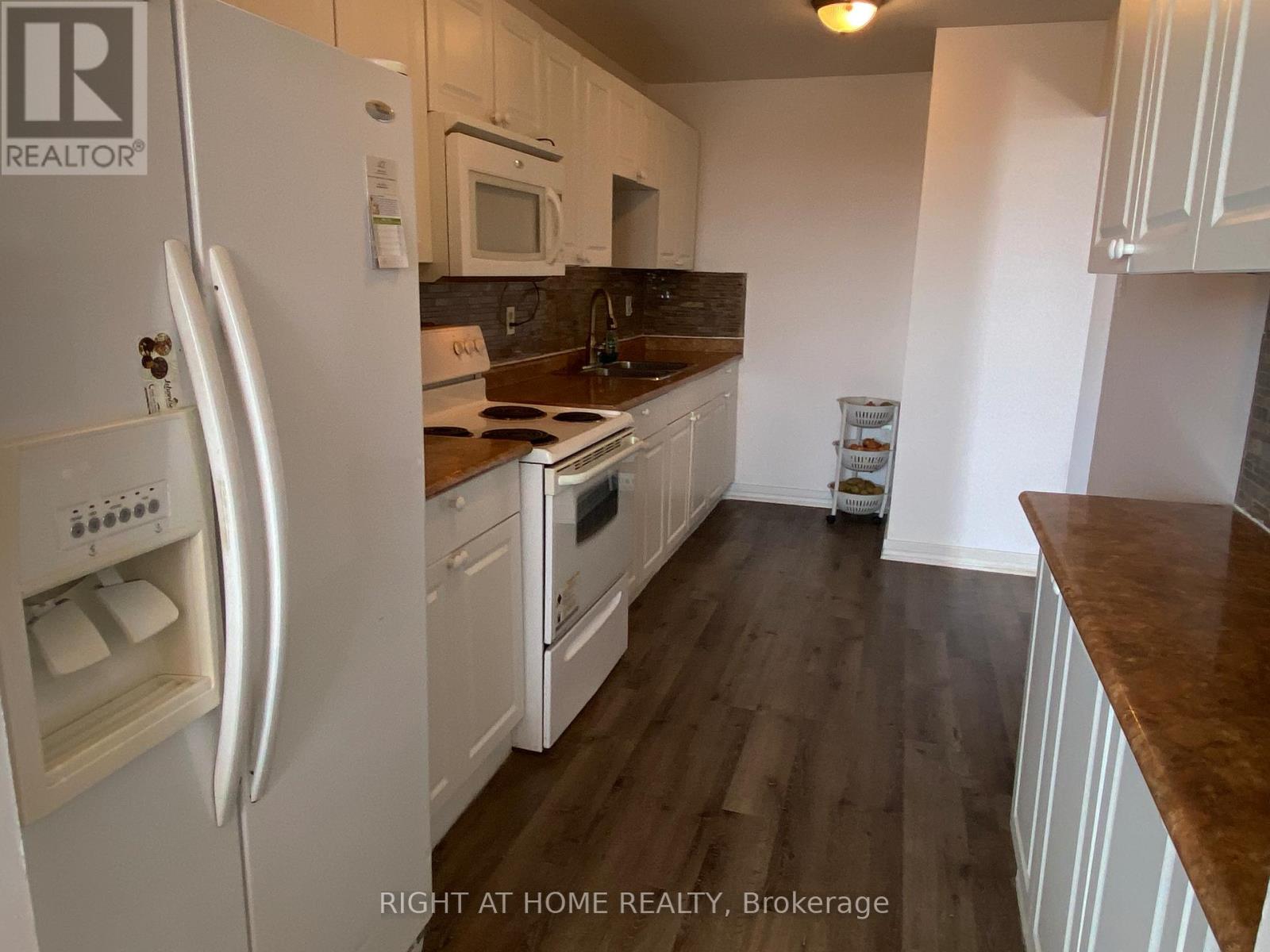 604 - 4062 Lawrence Avenue E, Toronto, Ontario  M1E 4V5 - Photo 3 - E12118721
