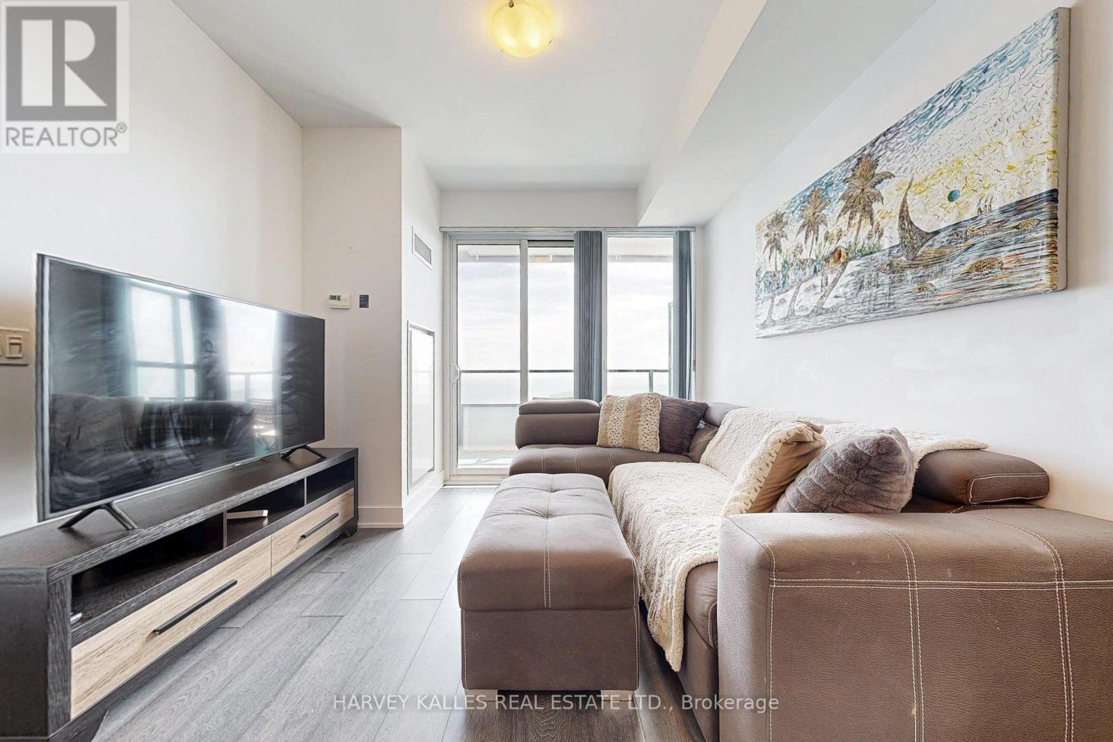 4519 - 30 Shore Breeze Drive, Toronto, Ontario  M8V 0J1 - Photo 9 - W12118716