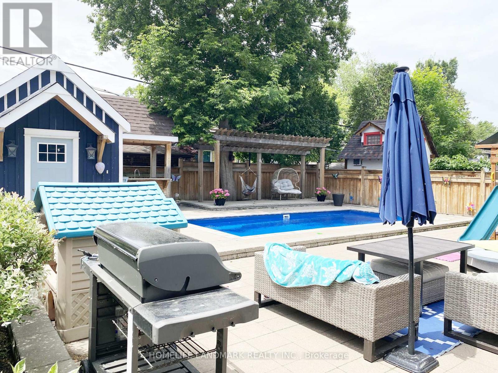 Main&upper - 2600 Lake Shore Boulevard W, Toronto (Mimico), Ontario  M8V 1G4 - Photo 2 - W12118739