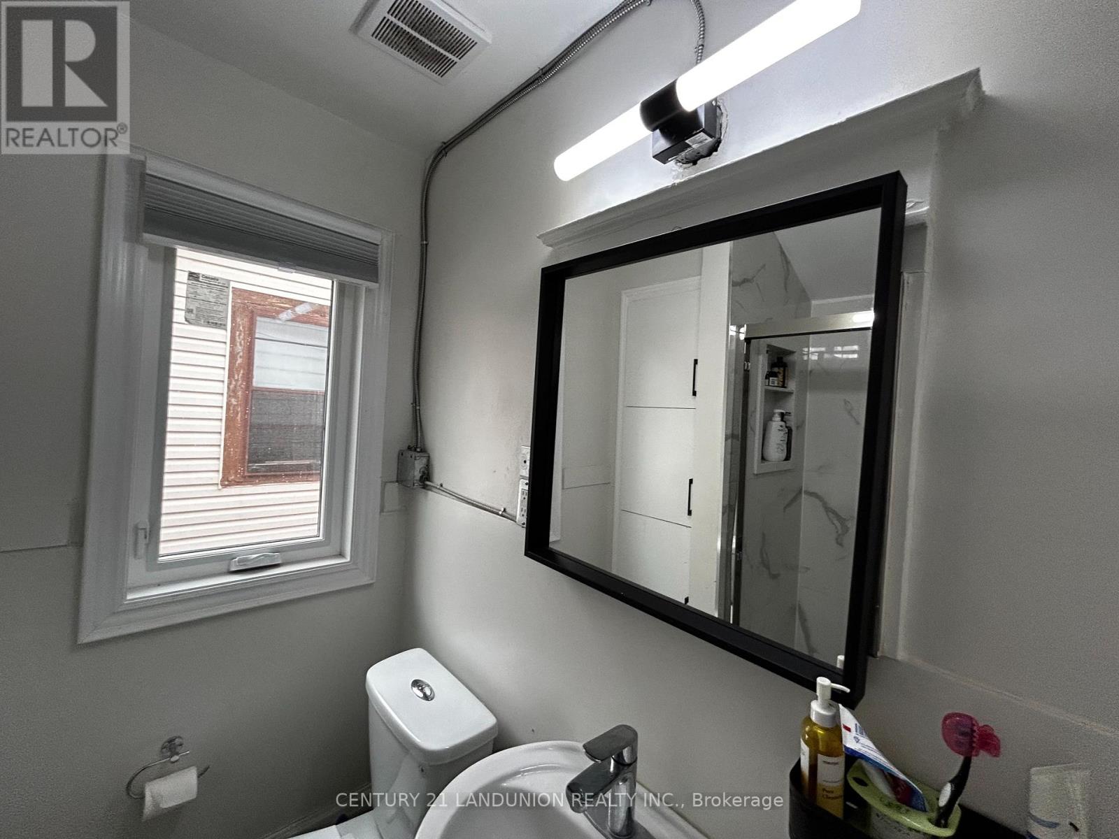 46 Arnold Street, Hamilton, Ontario  L8S 1R4 - Photo 25 - X12118717