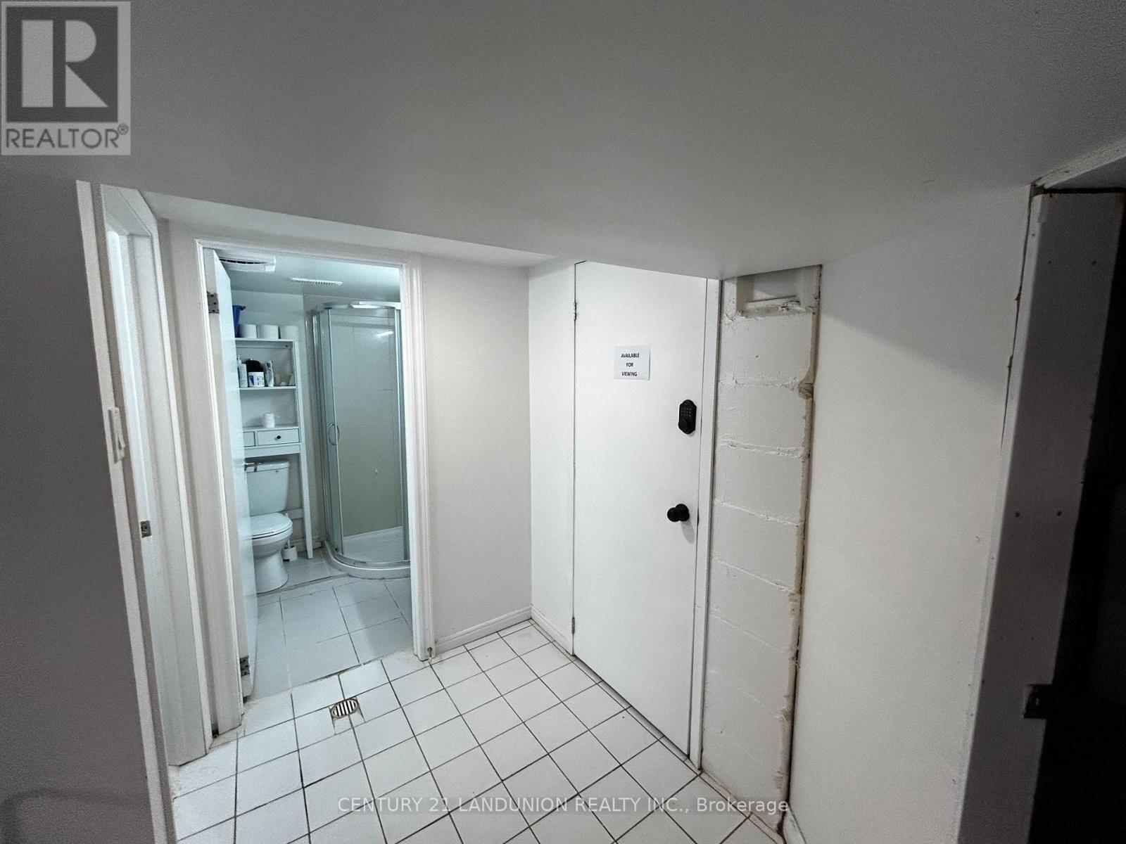 46 Arnold Street, Hamilton, Ontario  L8S 1R4 - Photo 35 - X12118717
